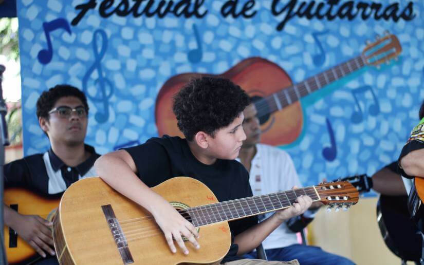 GUITARRA7