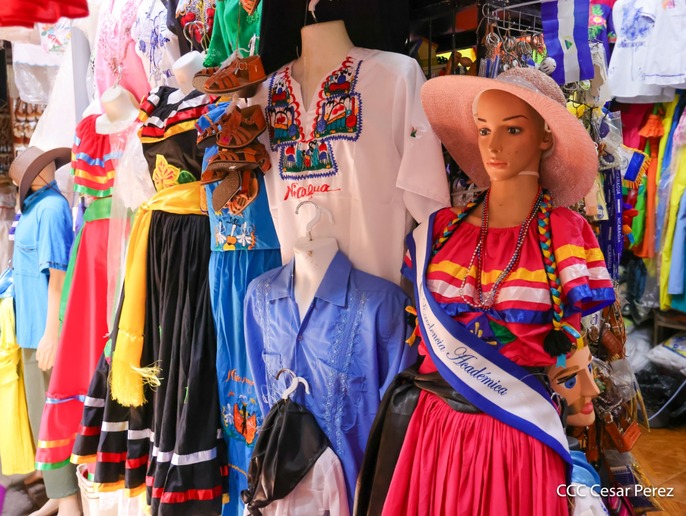 HUIPIL15