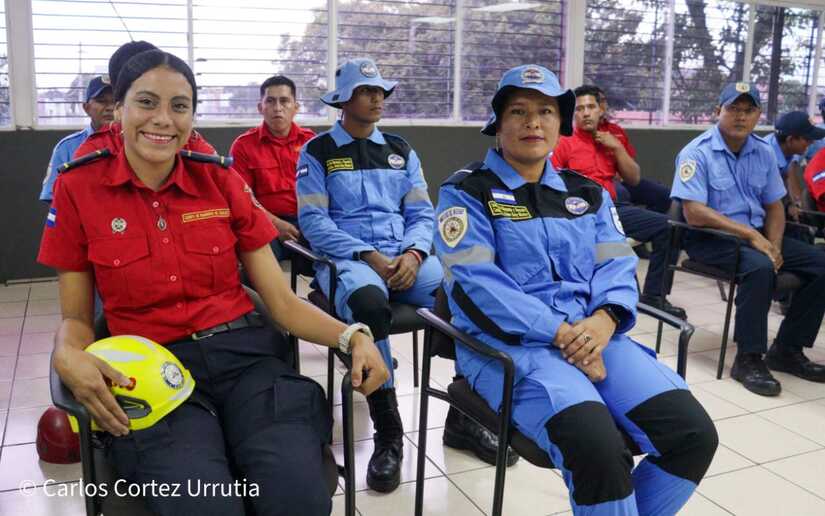 BOMBEROS-2
