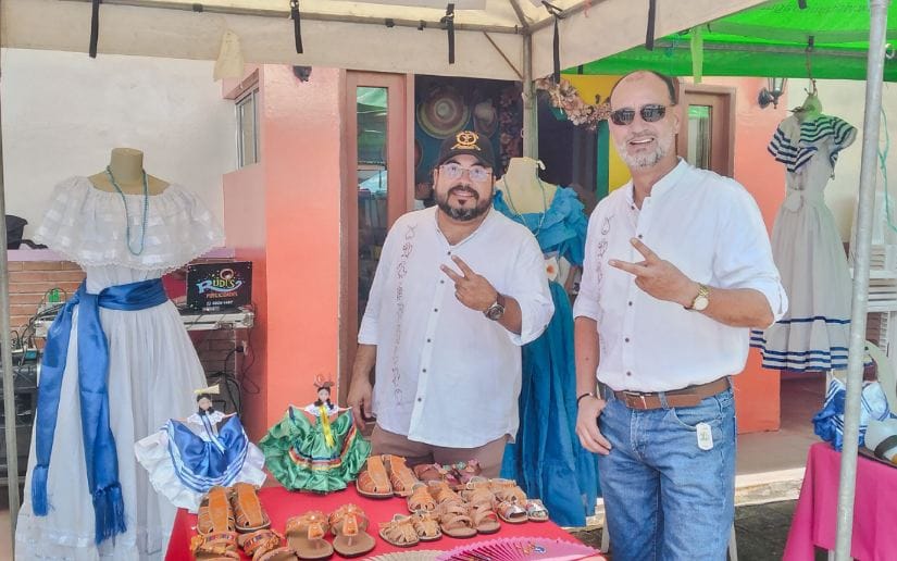 HUIPIL-(1)