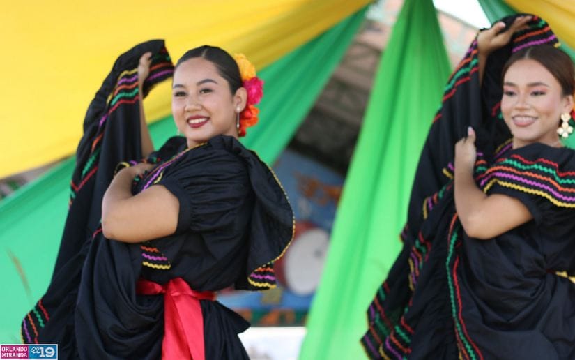 HUIPIL-(14)