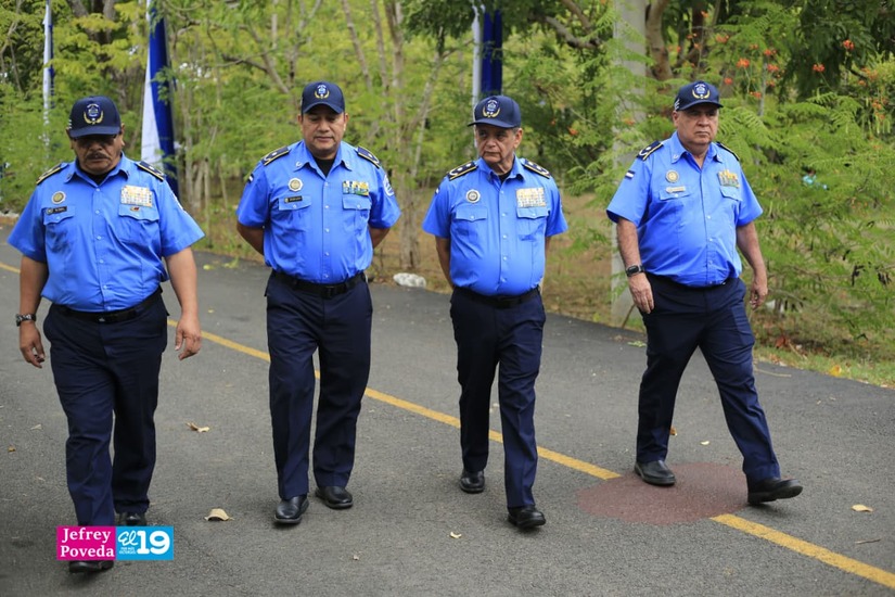 POLICIA-(23)