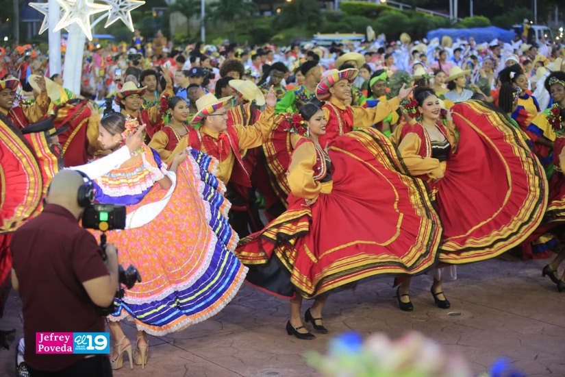 Huipil--(38)