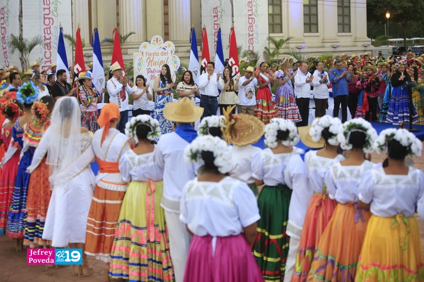 Huipil--(53)