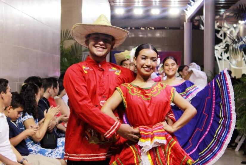 Pasarela-Huipil-15