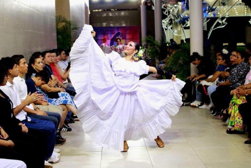 Pasarela-Huipil-3