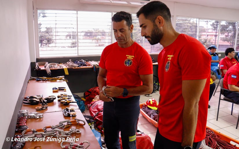 BOMBEROS26-(1)