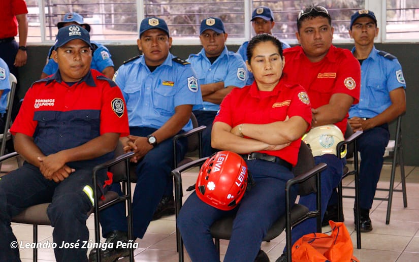 BOMBEROS9