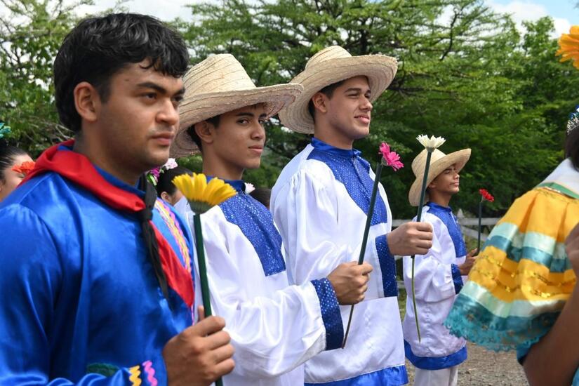 FLORES24