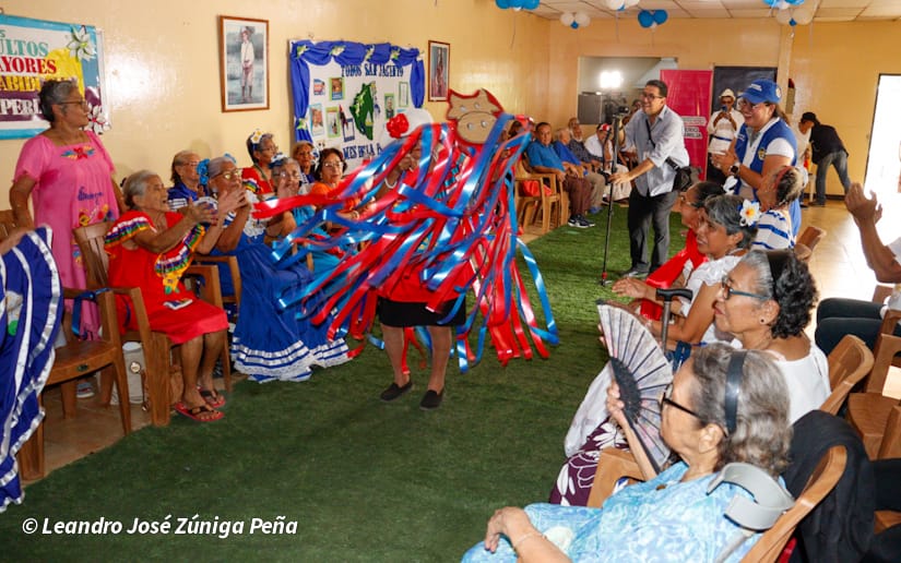 Adultos-Mayores-11