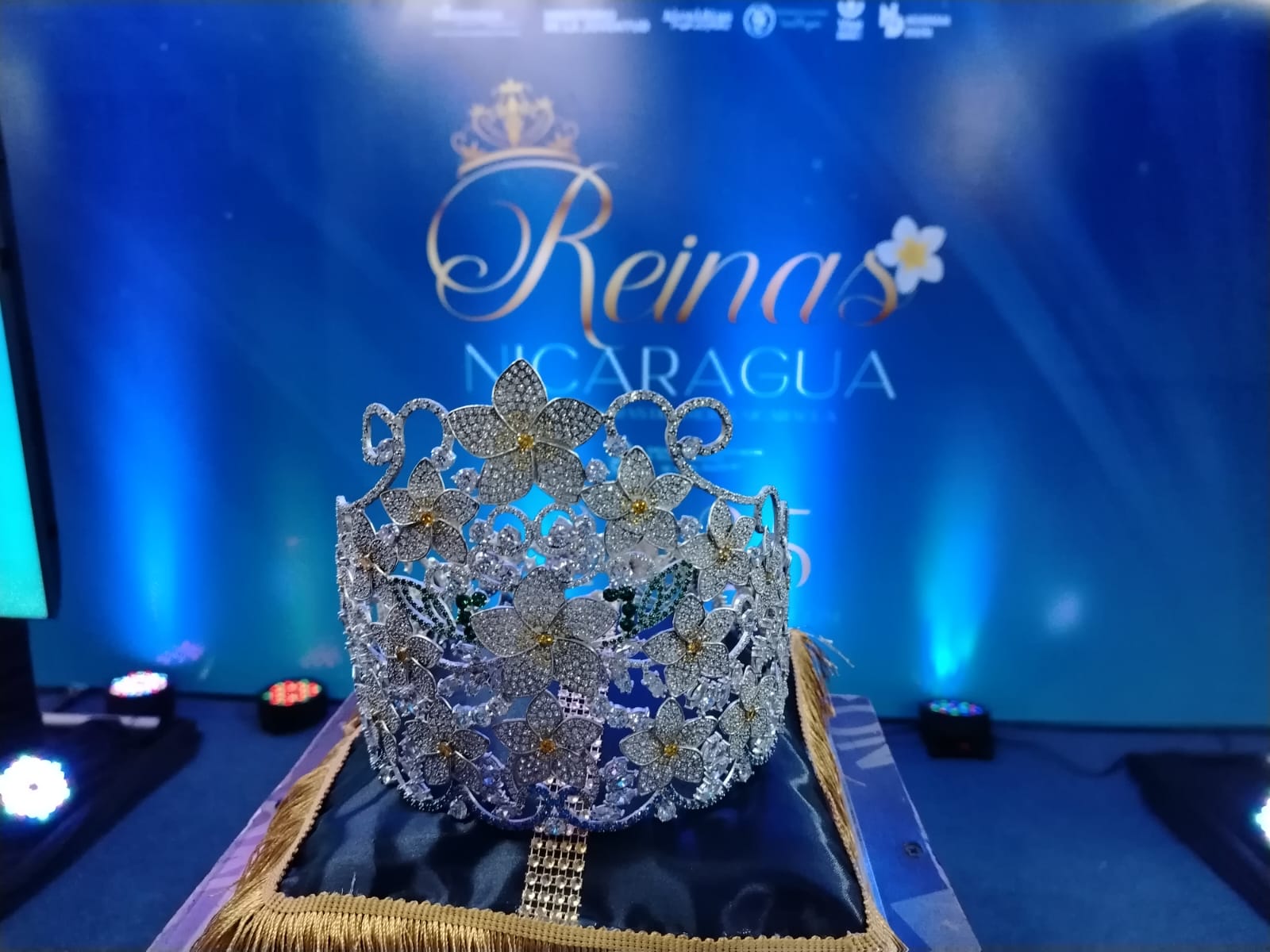 REINAS19