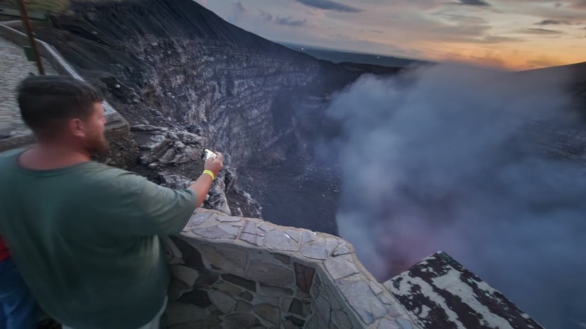VOLCAN-(7)