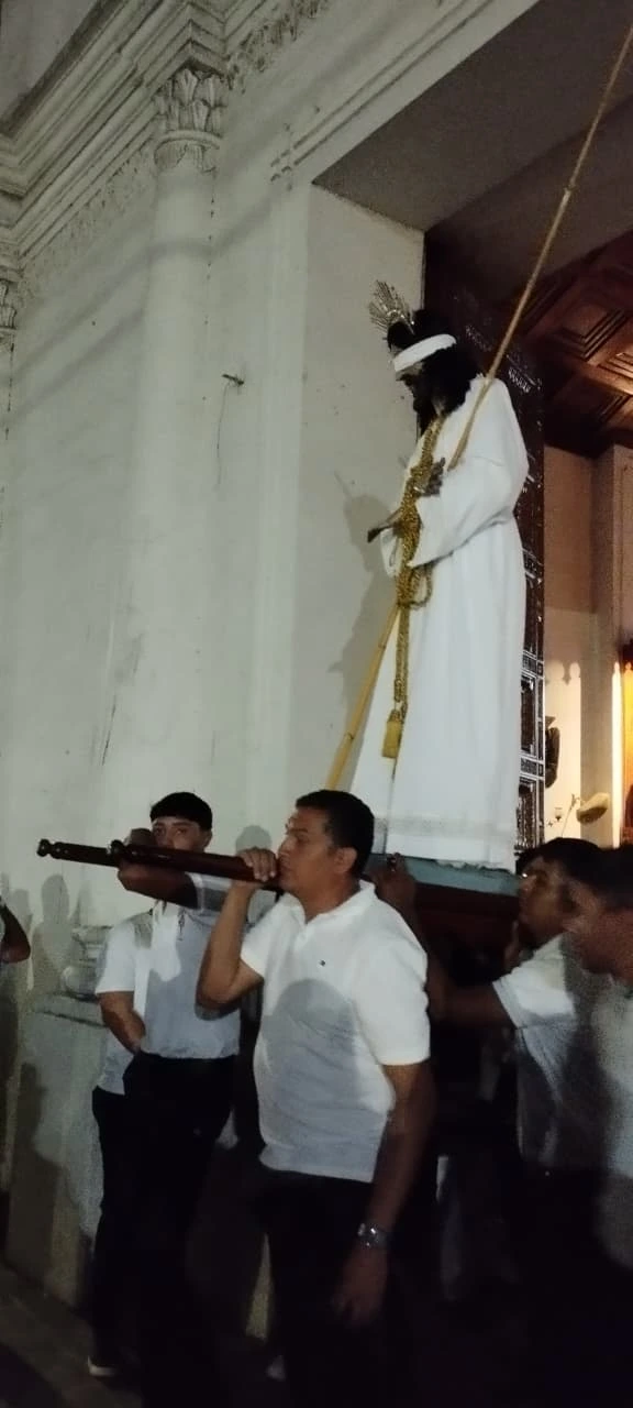 SILENCIO-(5)