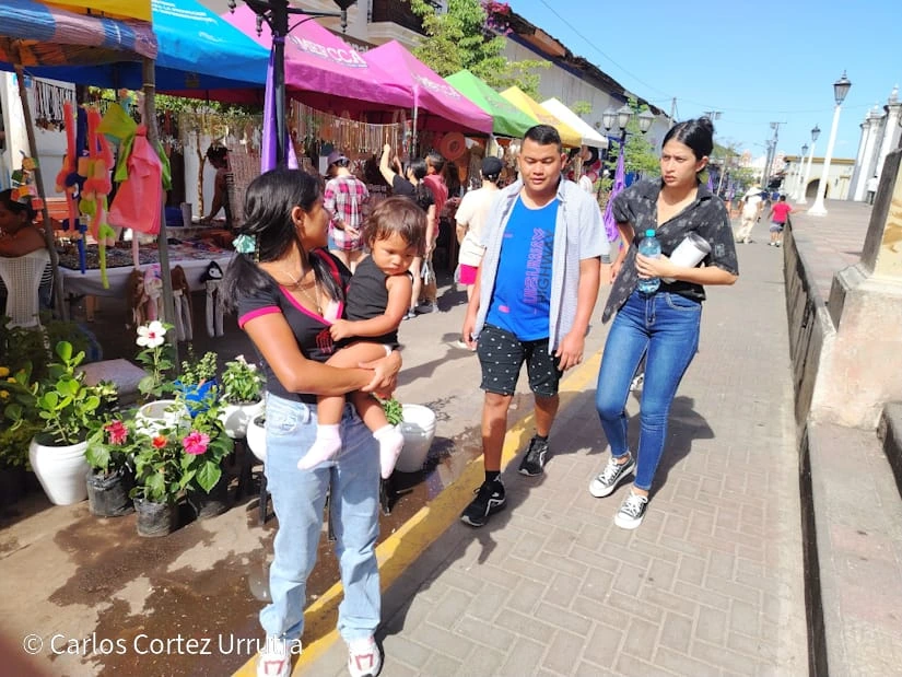LEON-(24)