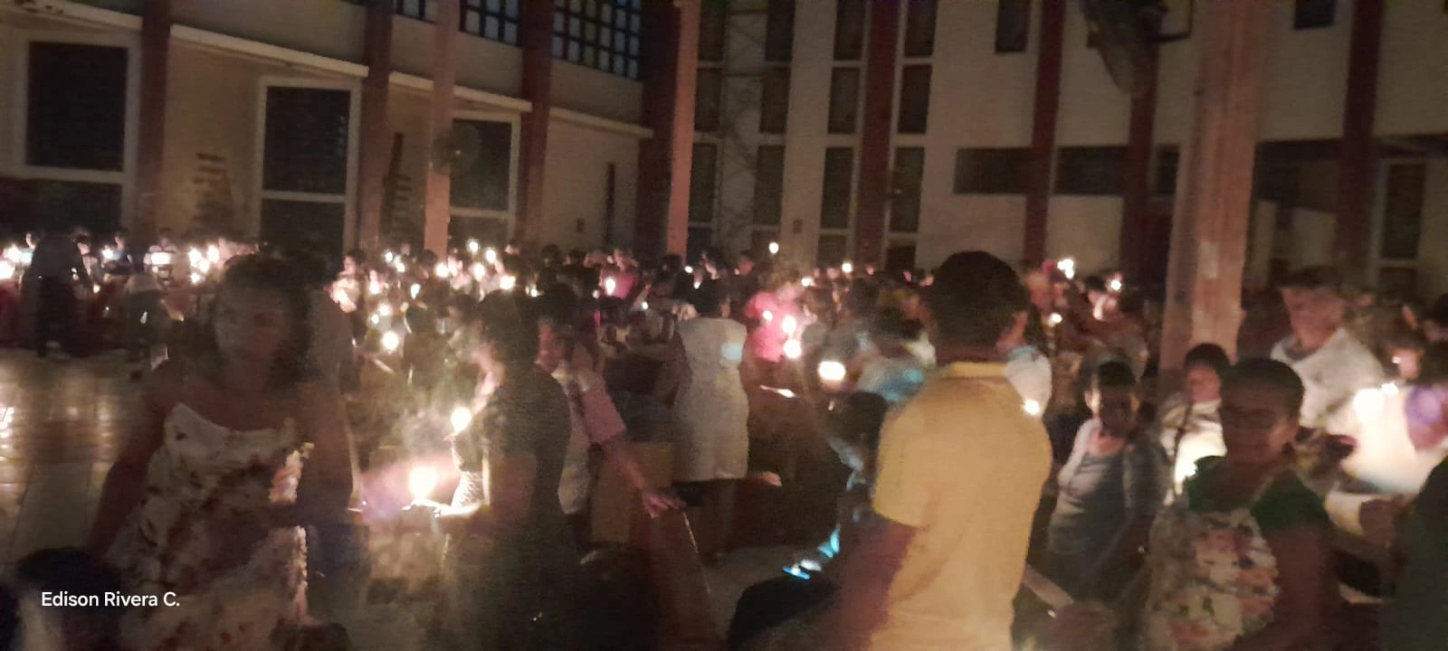 VIGILIA-(9)