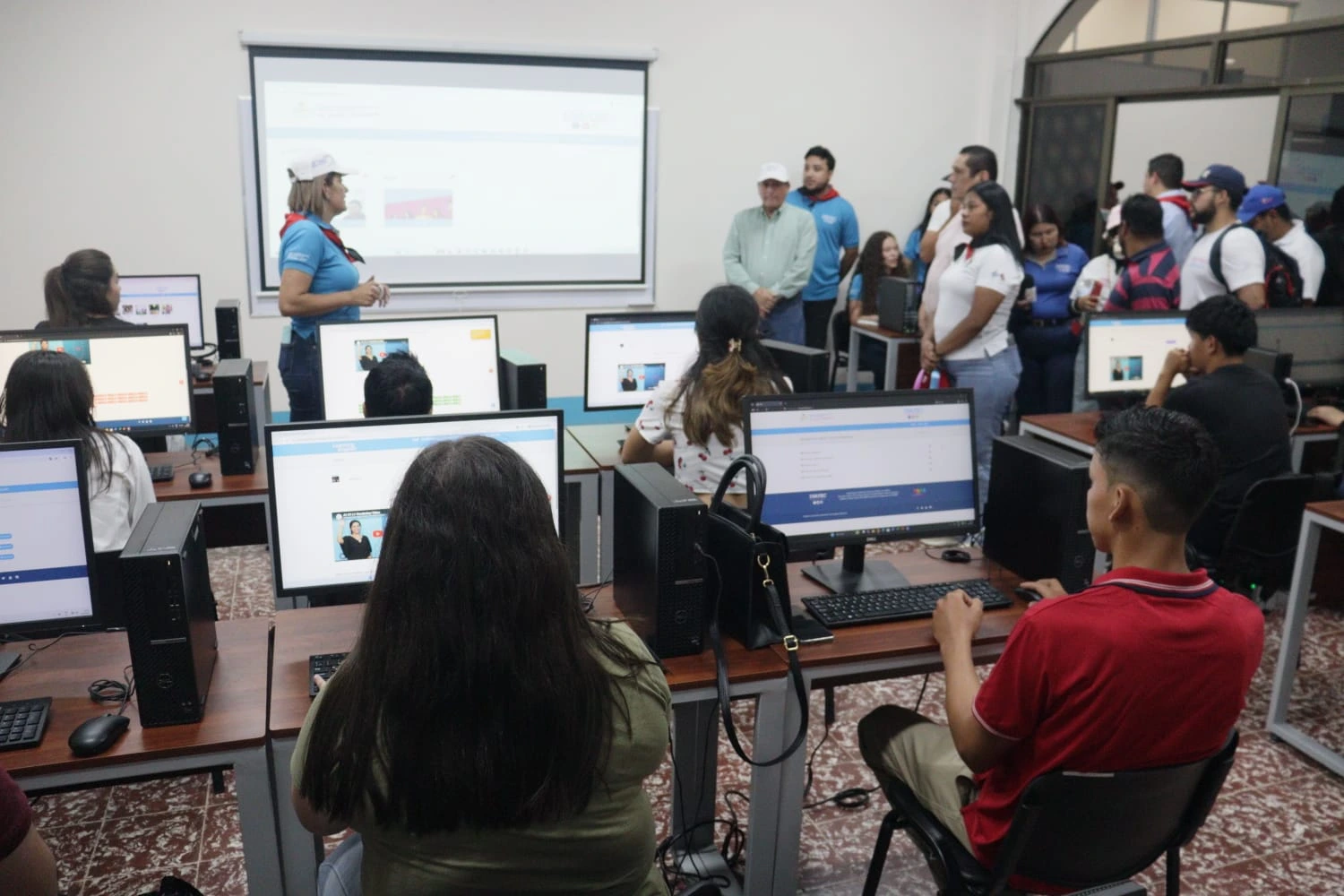 JINOTEGA13