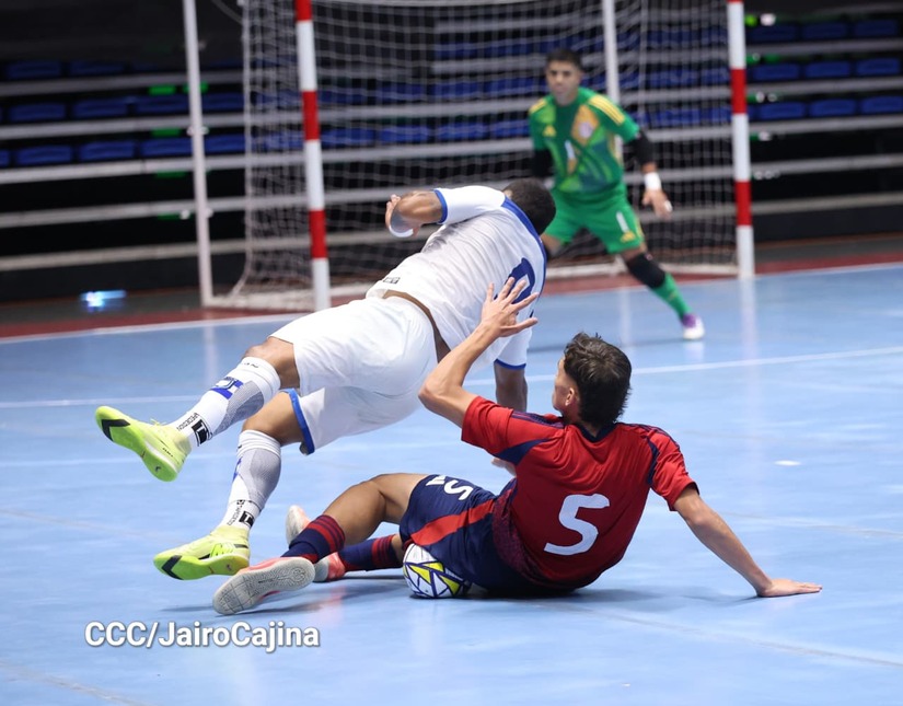 Futsal--(10)