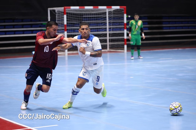 Futsal--(9)