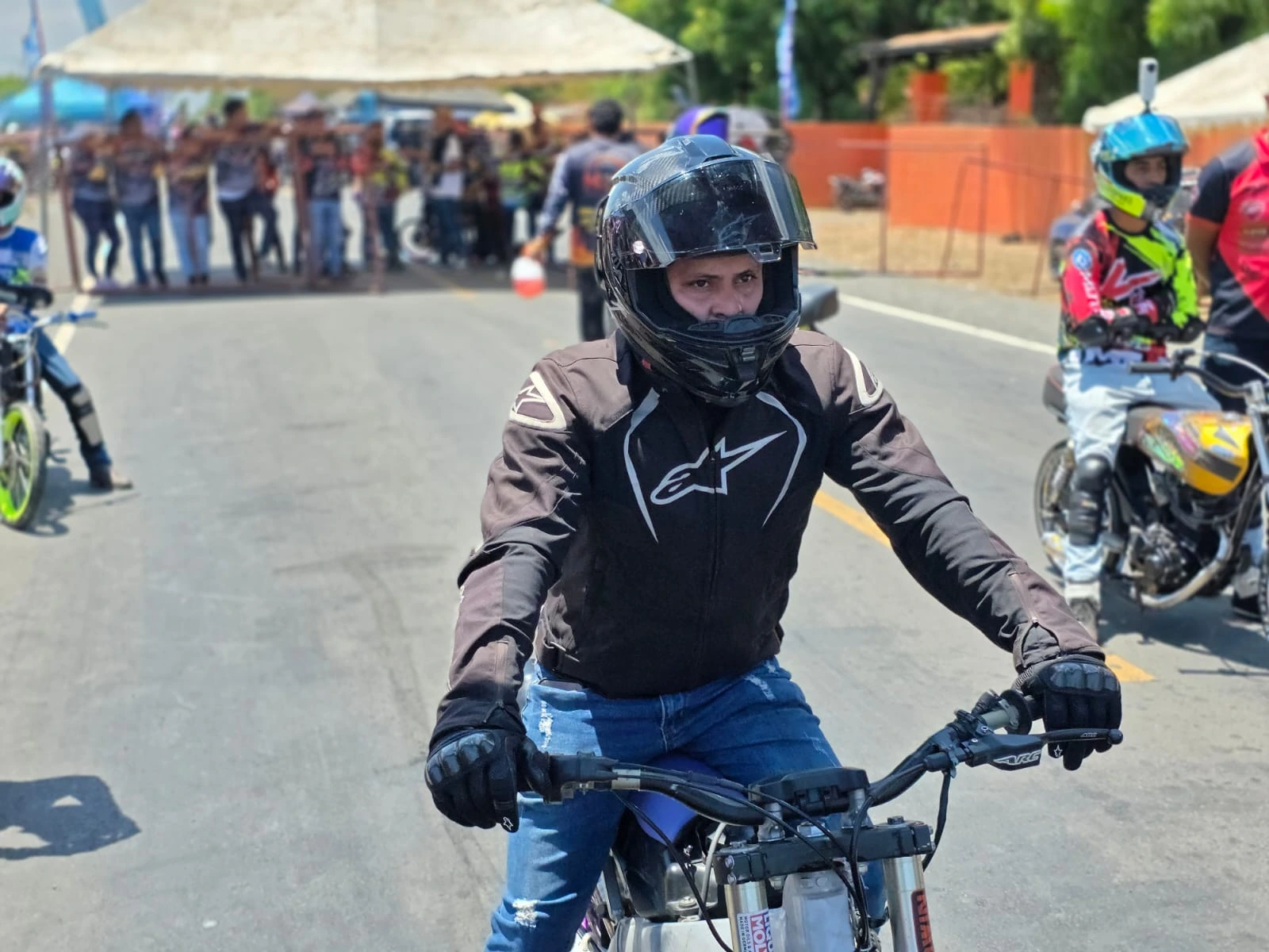 MOTO-(3)