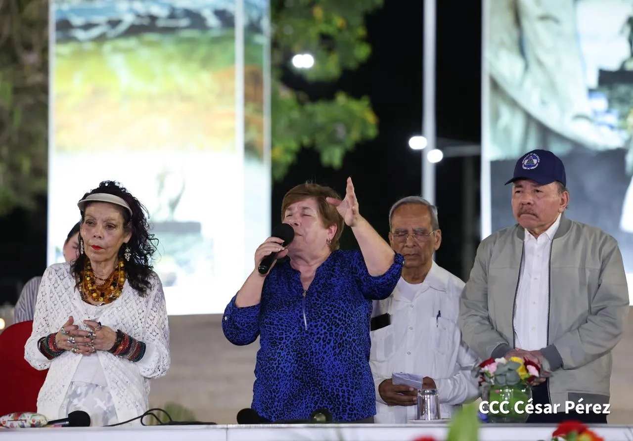 D&iacute;a-Nacional-de-la-Paz-5