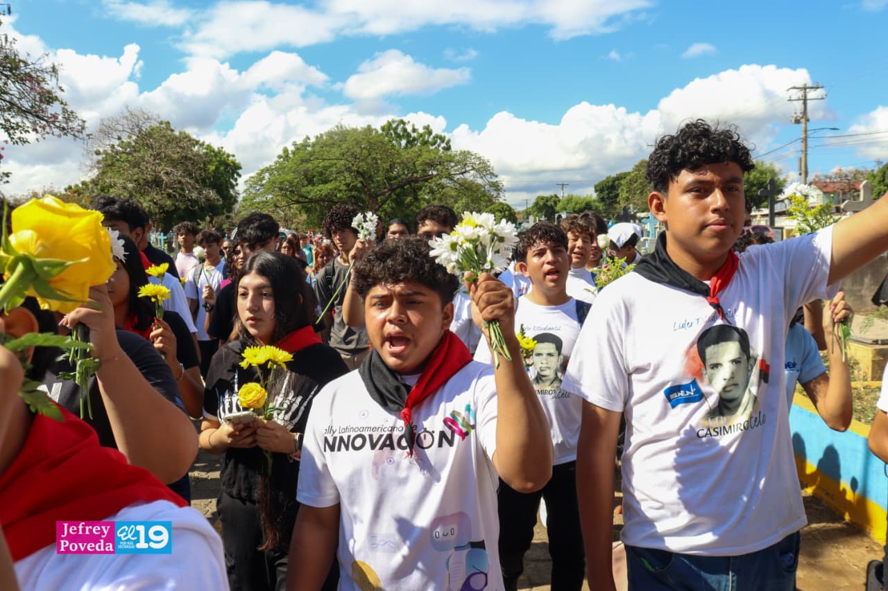 Universitarios-29