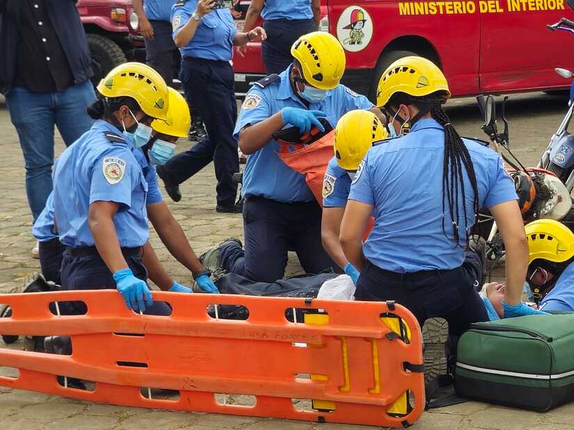 Bomberos-Unidos-9