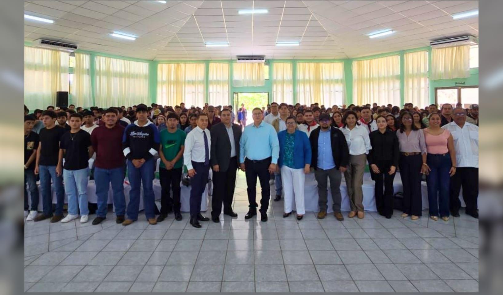 Universidades--(4)