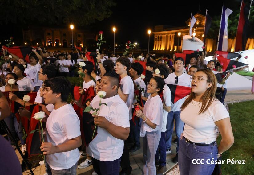 JUVENTUD--(13)