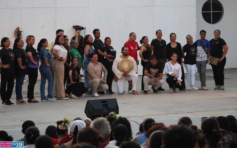 Festival--(8)