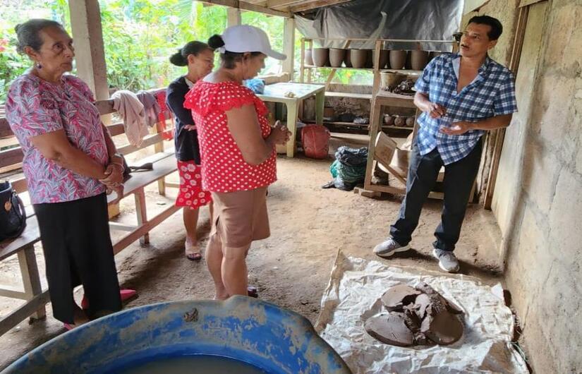 Artesanos-de-barro-3