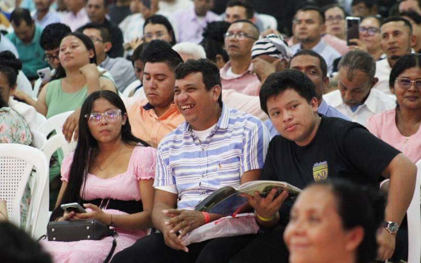 conferencia-asambleadios-6