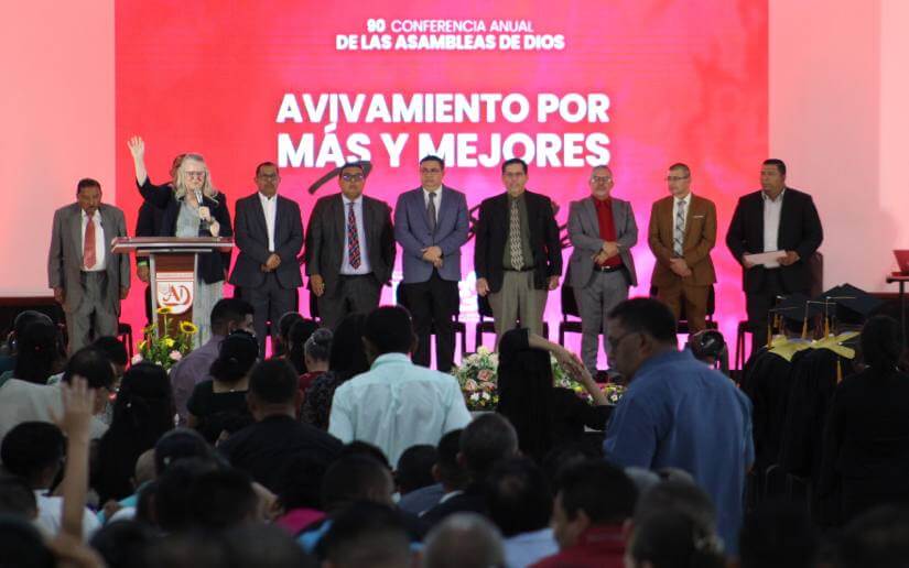 conferencia-asambleadios-7