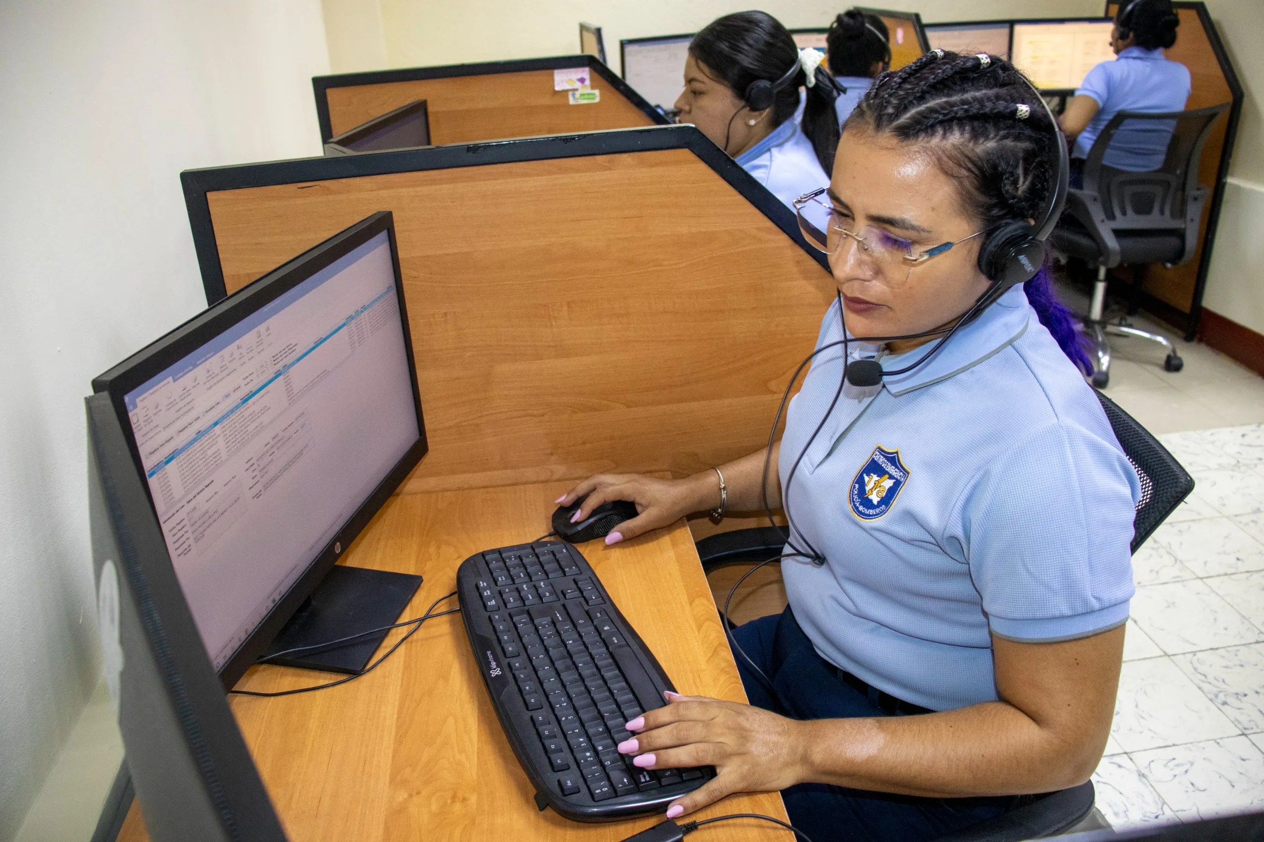 Linea-de-Emergencia-8_8_11zon