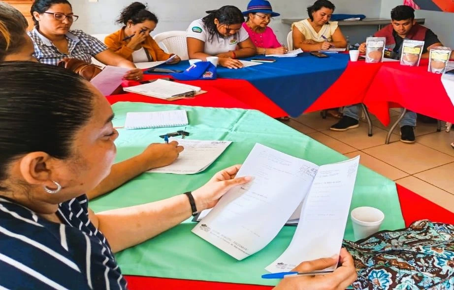 EMPRENDIMIENTOS13_2_11zon