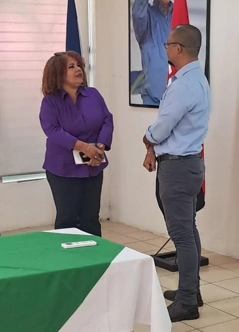 EMPRENDIMIENTOS15_4_11zon