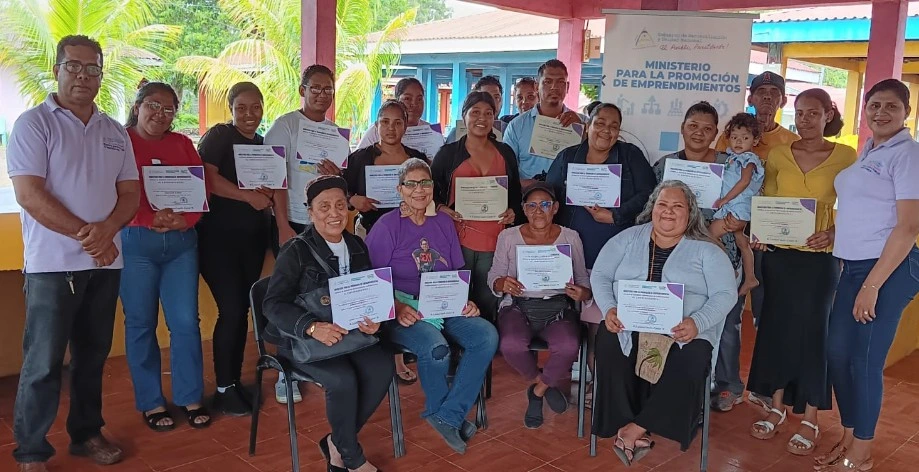 EMPRENDIMIENTOS8_13_11zon