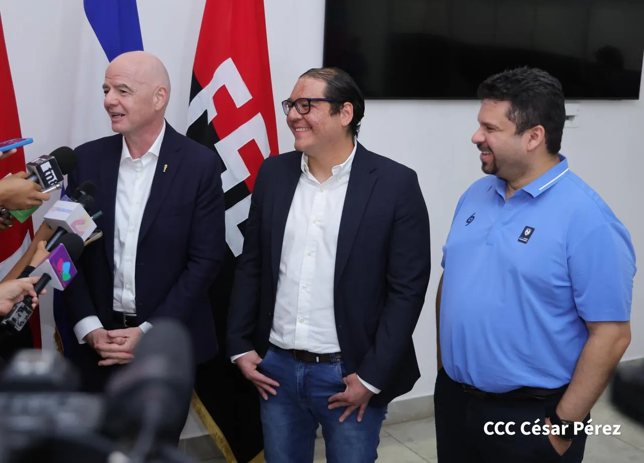 Presidente-FIFA--(21)_21_11zon