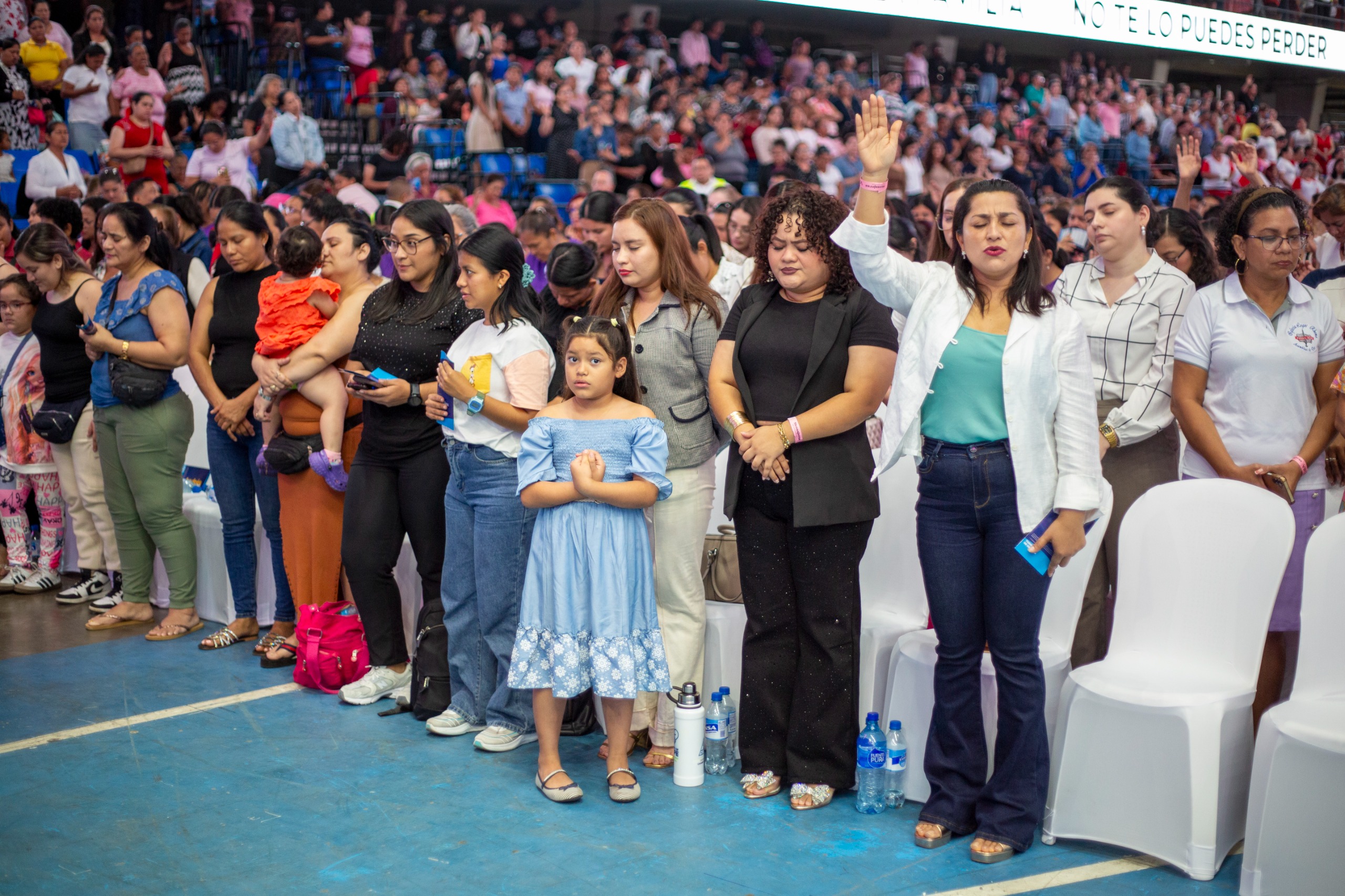 Mujeres-Cristianas--(11)