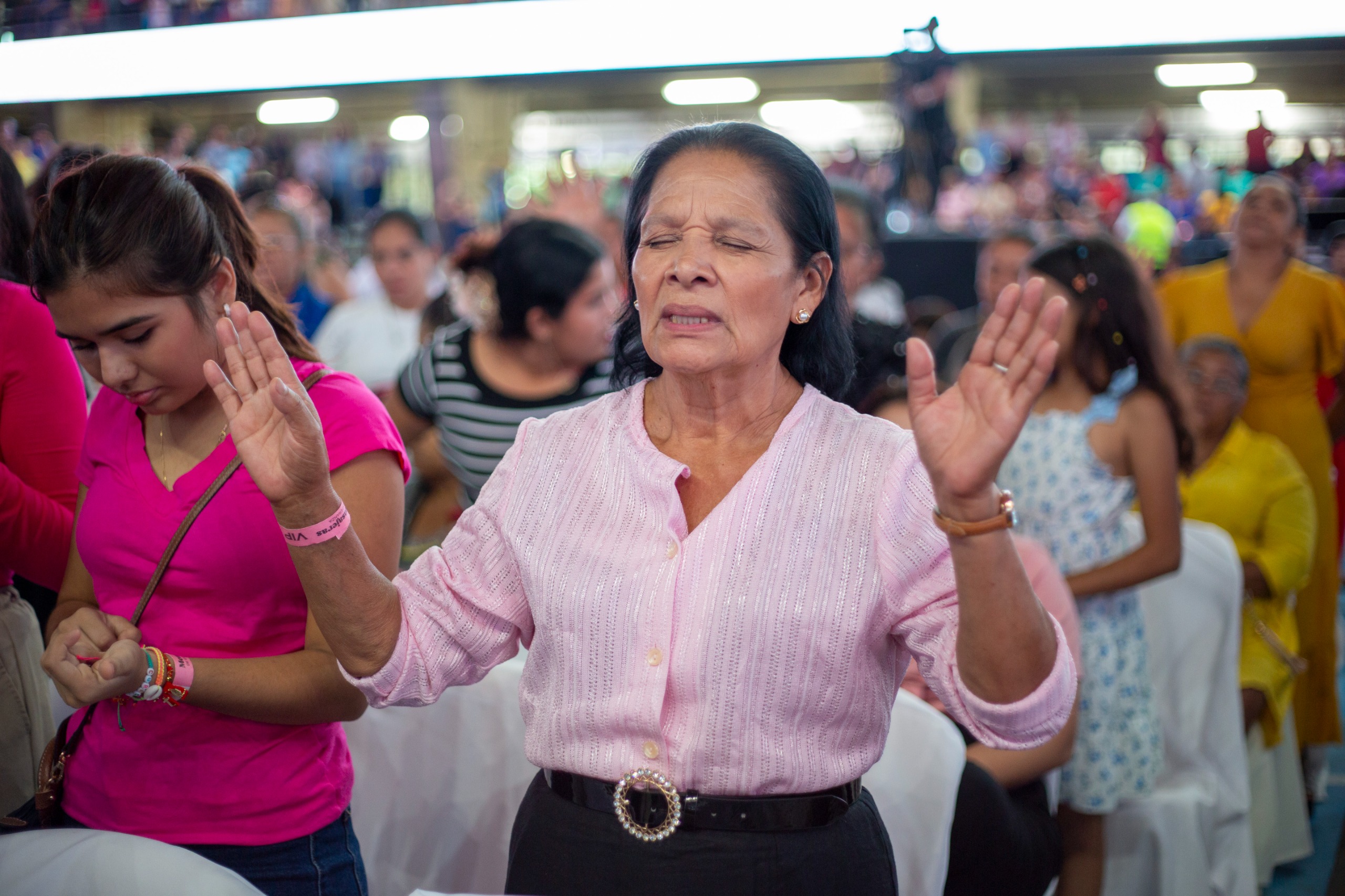 Mujeres-Cristianas--(3)