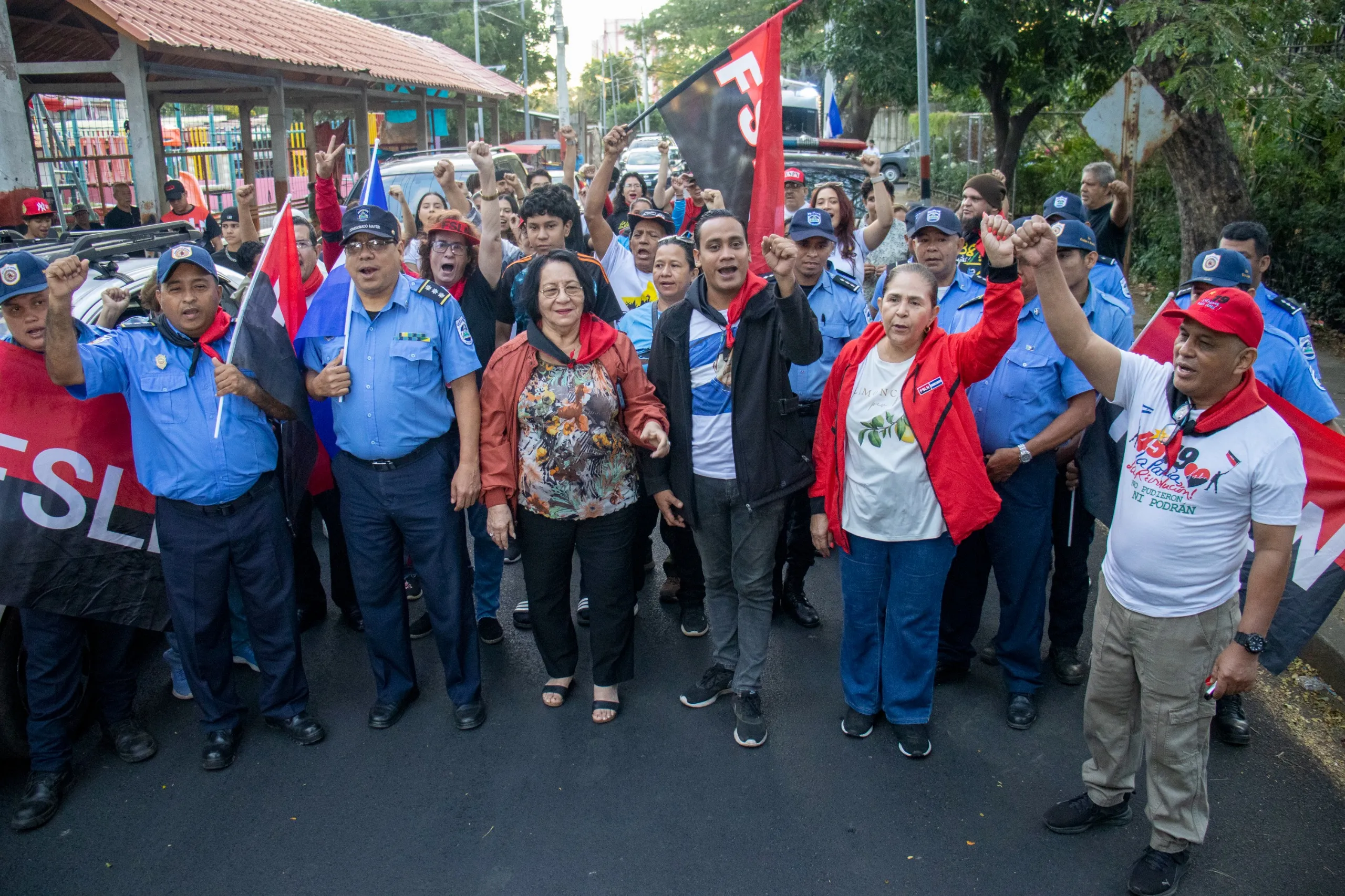 Diana-Febrero--(8)_2_11zon