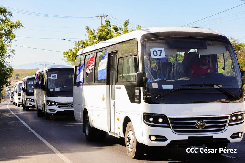 Buses-Yutong-7