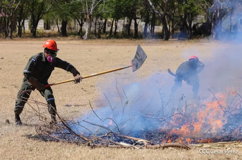 Defensa-Civil-12_12_11zon
