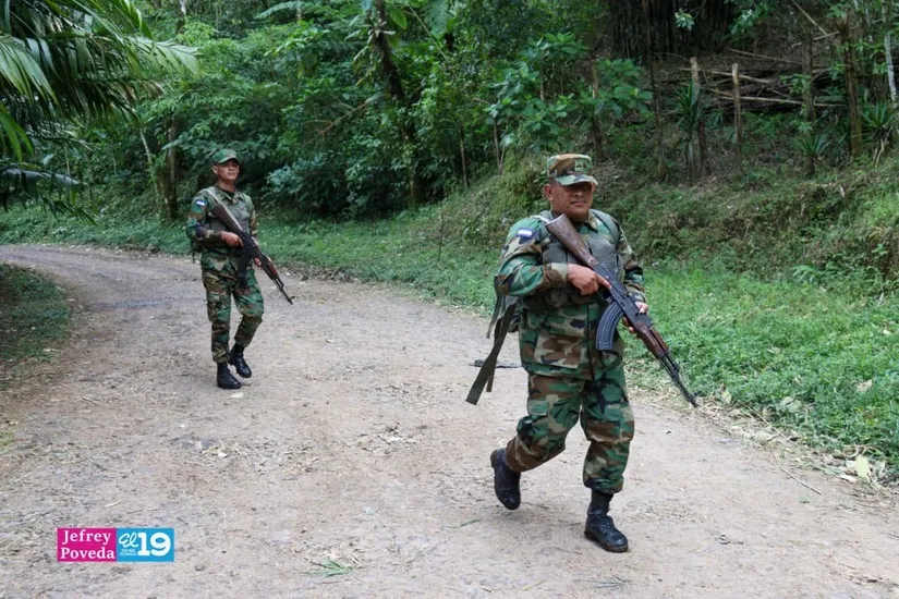 Ejercito-28_27_11zon