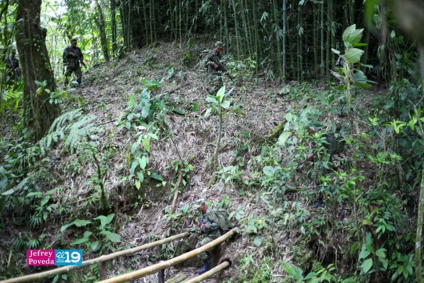 Ejercito-32_31_11zon