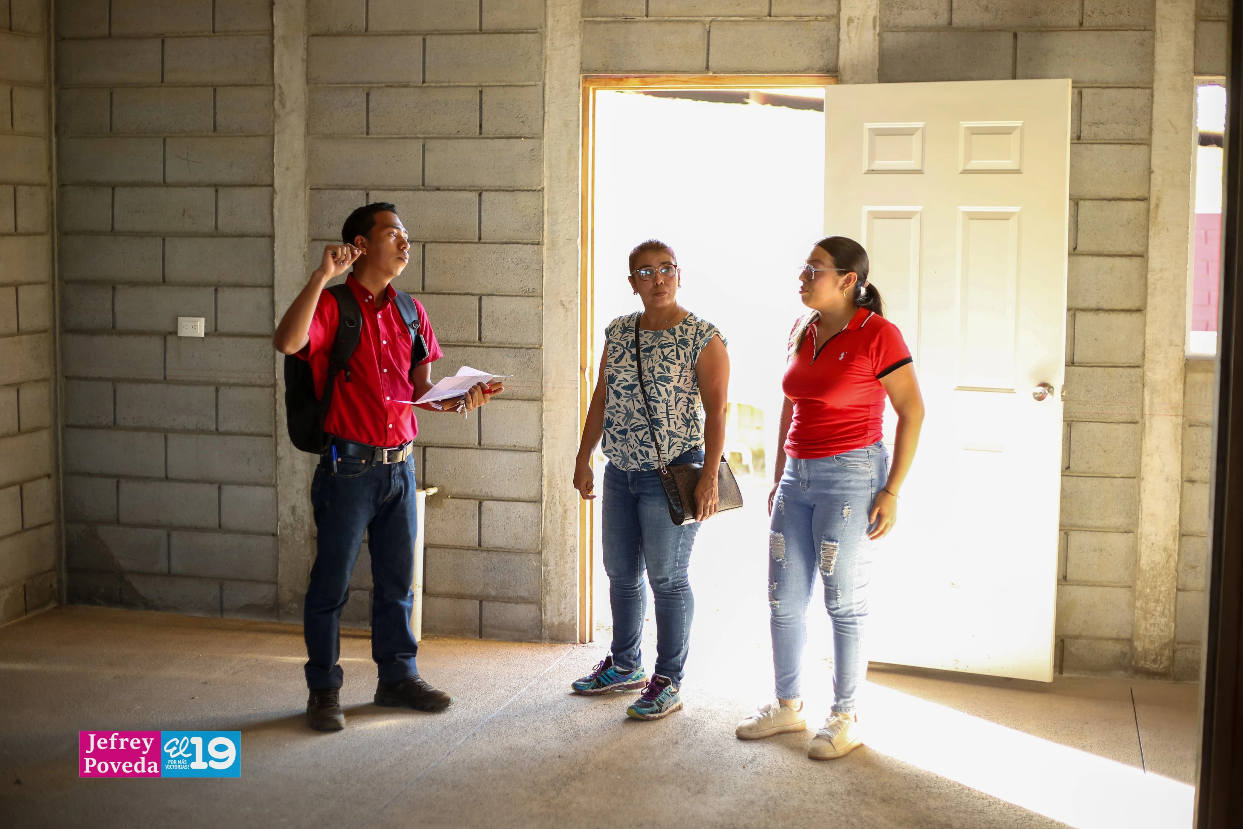 CAMINOS DEL R&Iacute;O 1