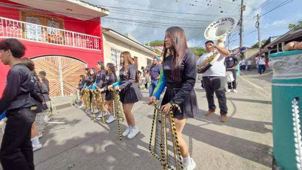 DESFILE35