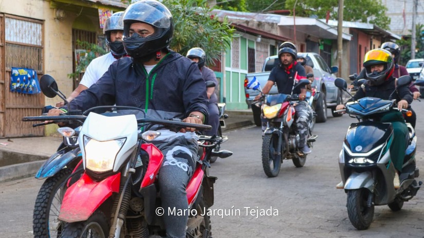 JINOTEGA--(5)