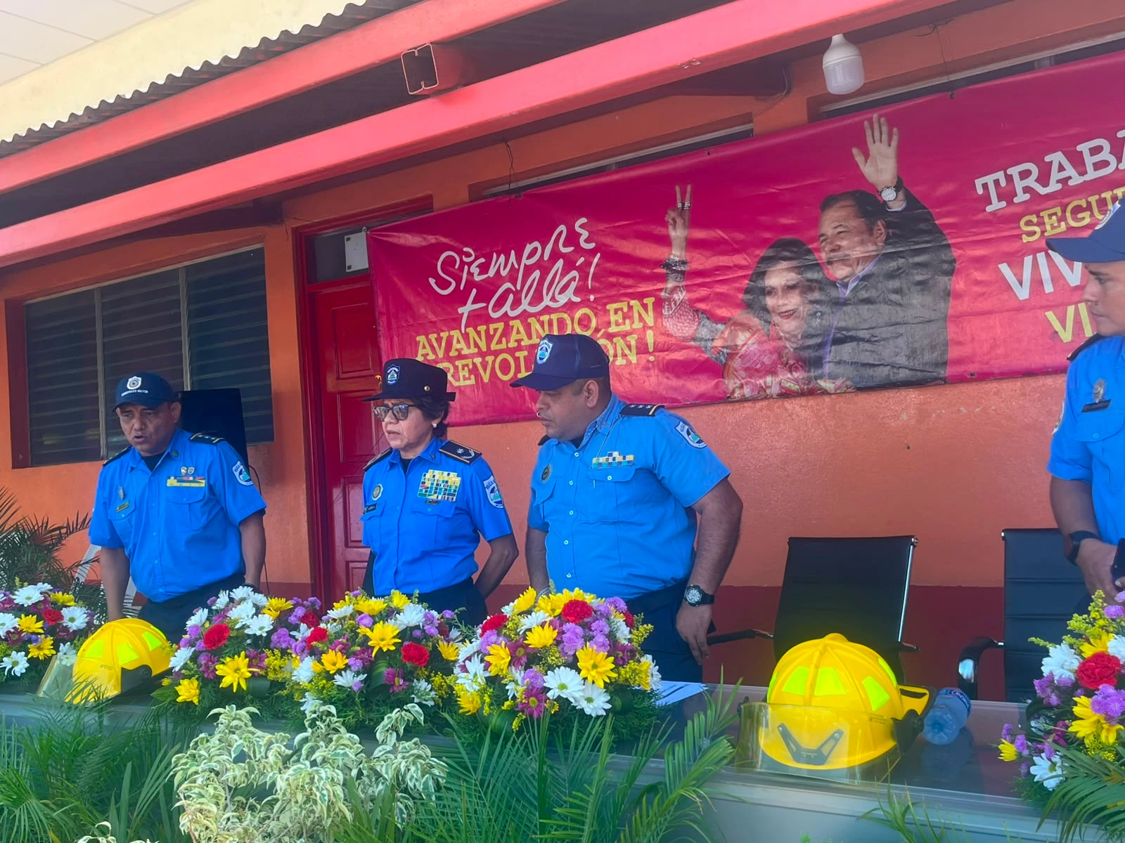 BOMBEROS4