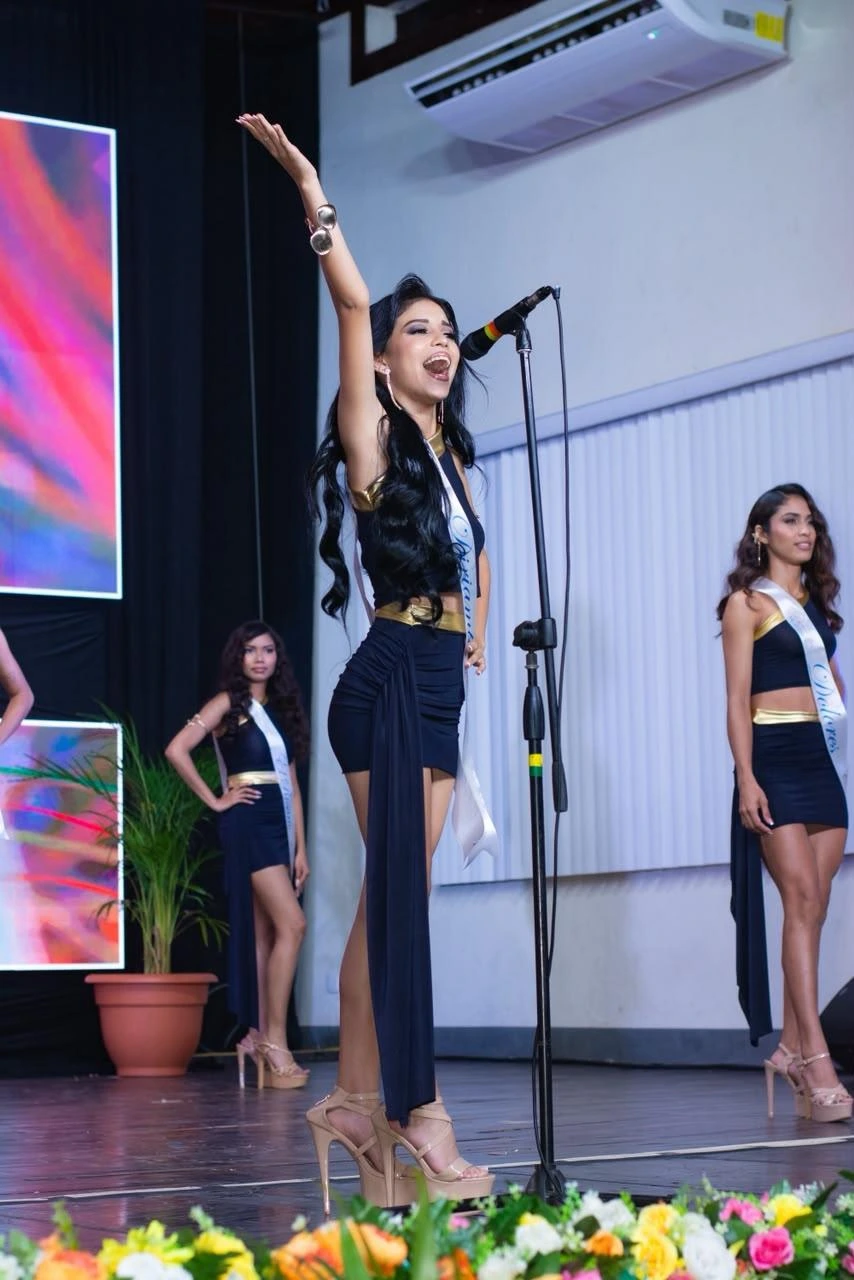 REINAS-(13)