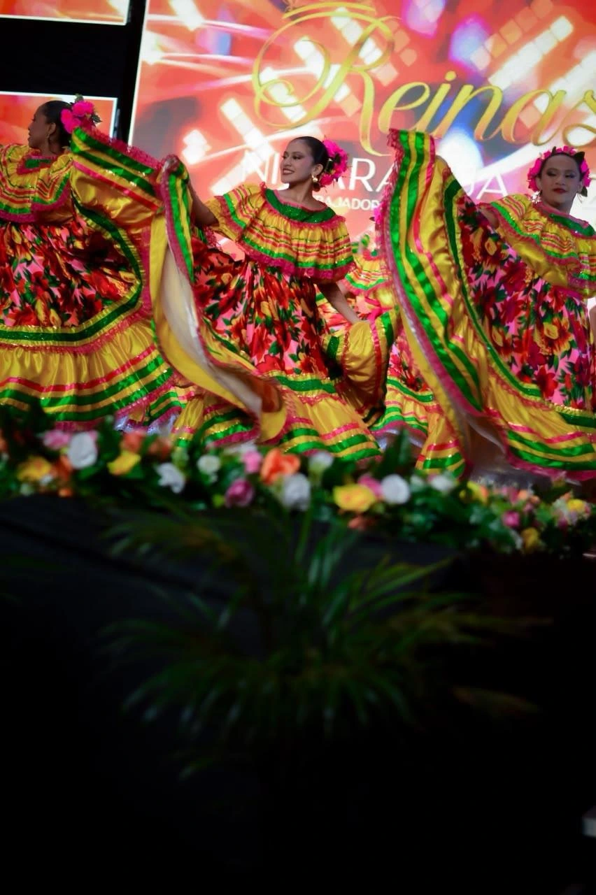 REINAS-(26)